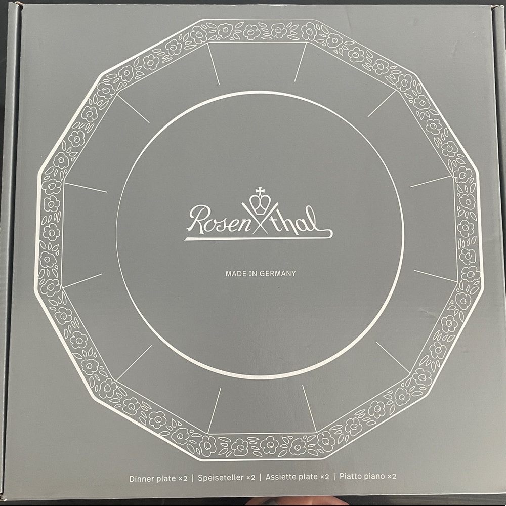 Rosenthal NIB White Maria Porcelaine Dinner Plates x 2